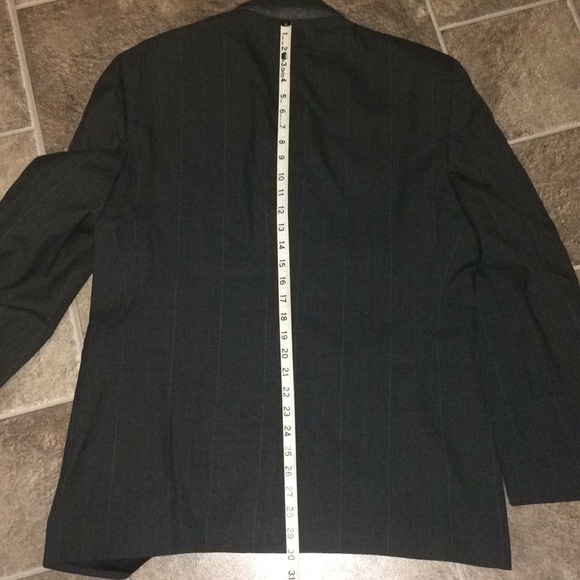 Burberry’s suit jacket